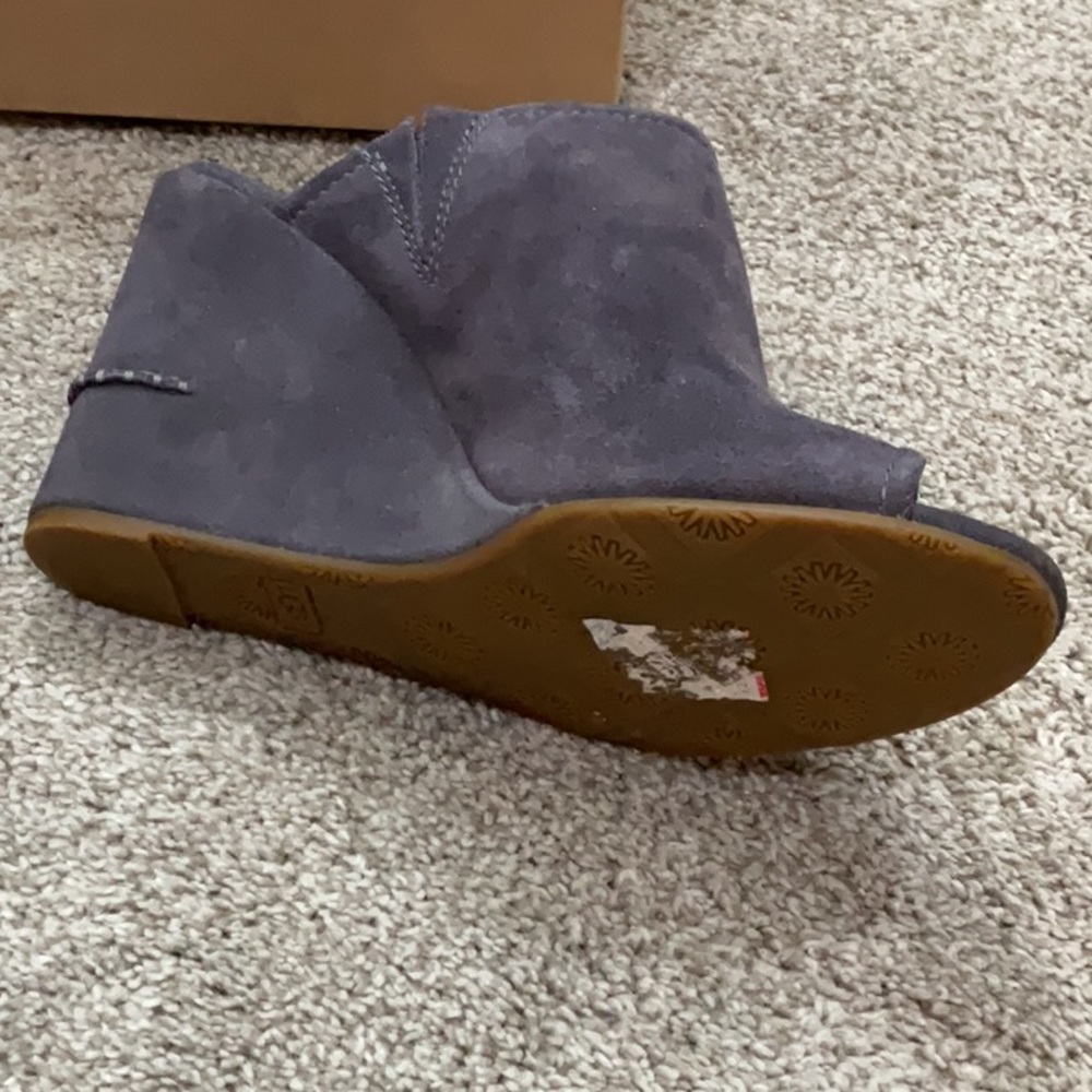 NIB UGG wedge - Picture 4 of 9